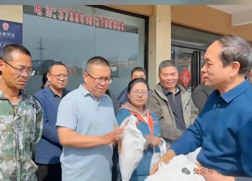 栗强云到安博在线-安博(中国)物流园走访慰问货运司机